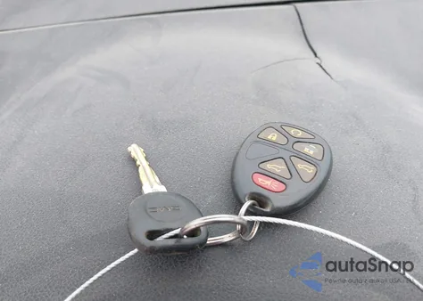 2011 GMC Yukon Xl 1500 Denali z USA, uszkodzony, nr VIN 1GKS2MEF1BR302715